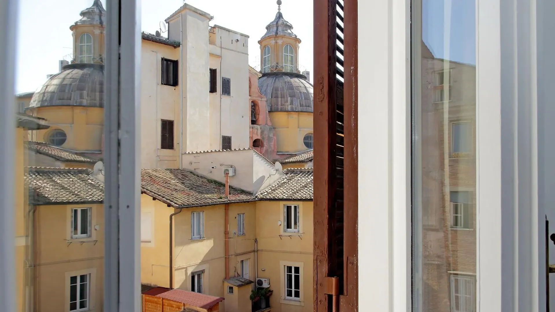 4Bnb - Navona Rooftop Rome 0*,  Italy